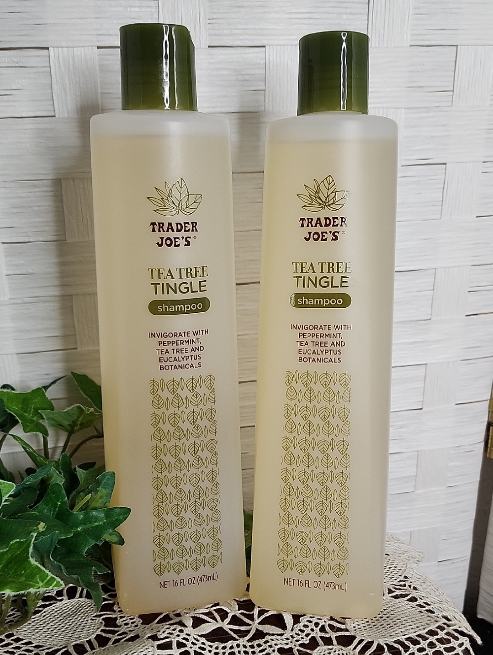 👉*NWT* 2 TRADER JOES TEA TREE TINGLE SHAMPOO ~PEPPERMINT, TEA TREE & EUCALYPTUS